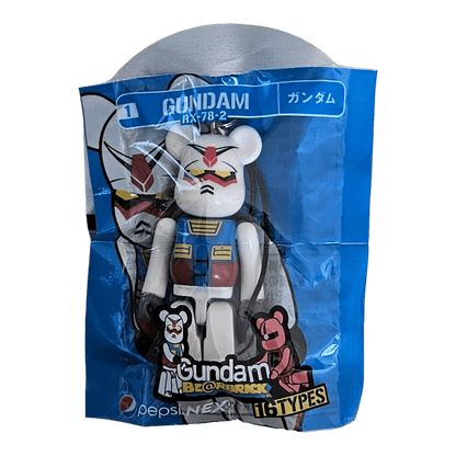 Bearbrick PEPSI.NEX × Gundam - komplette Kollektion aus 16 Figuren - MyBearBrick.de