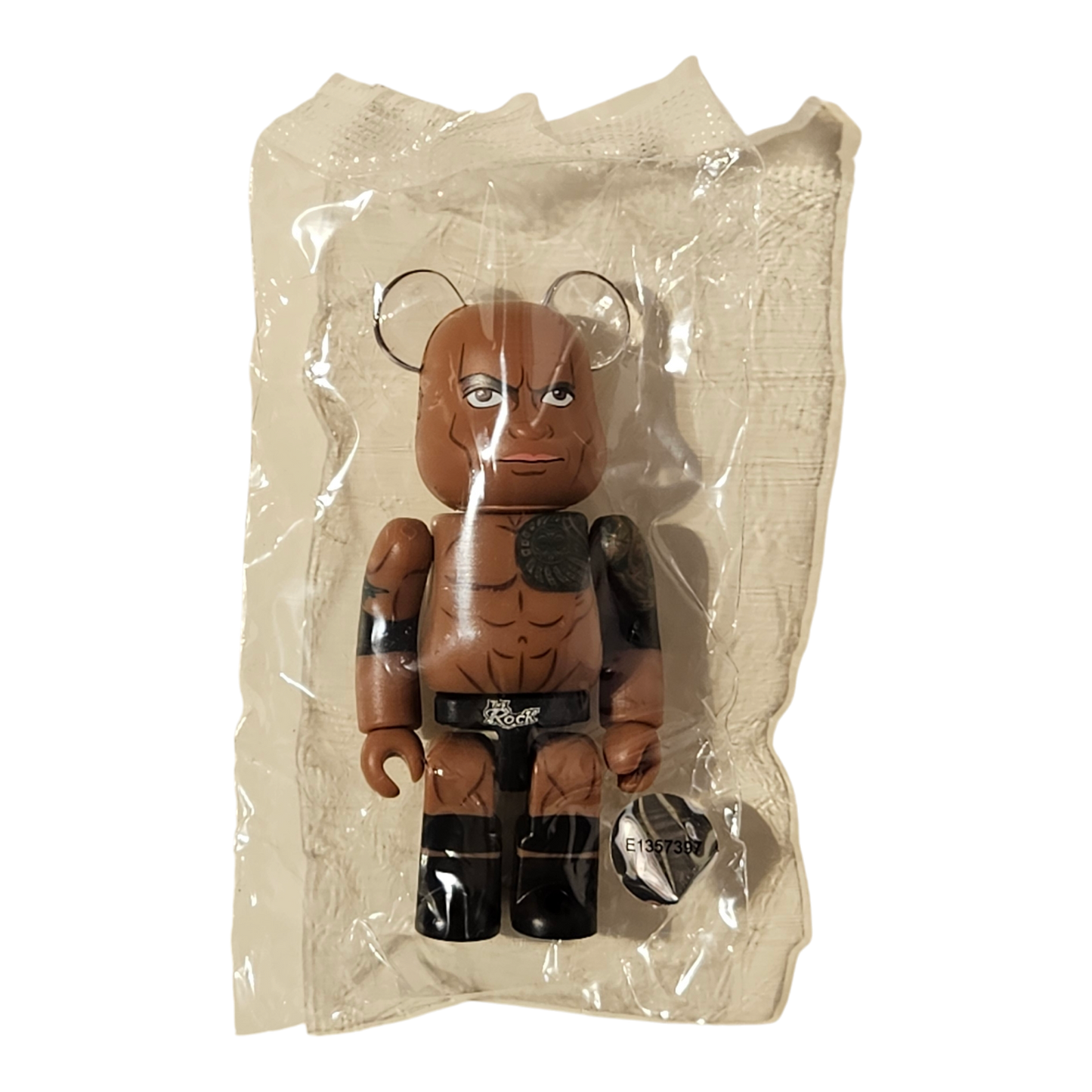 BE@RBRICK Series 48 Artist "The Rock" [WWE] (100%)