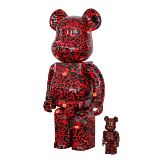 Bearbrick Amplifier Red schräg