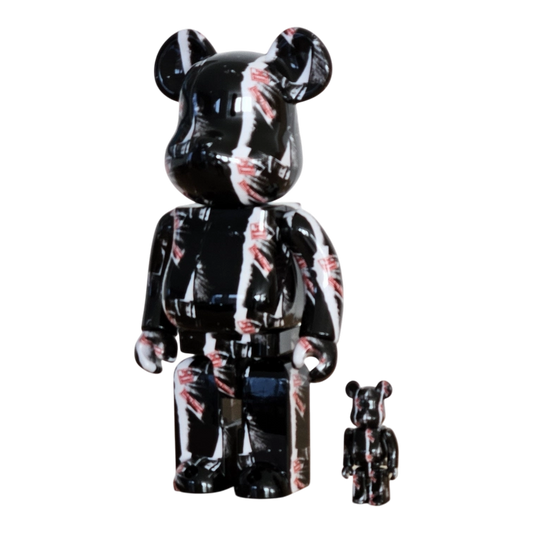 Bearbrick Andy Warhol × The Rolling Stones 'Sticky Fingers' 100%+400% schräg