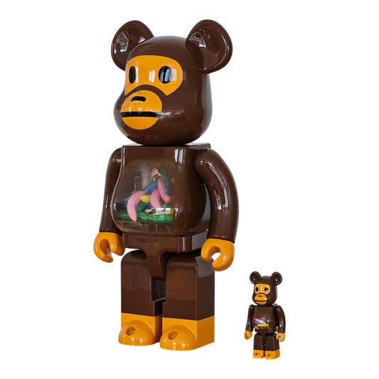 Bearbrick Baby Milo and Banana 100%+400% schräg