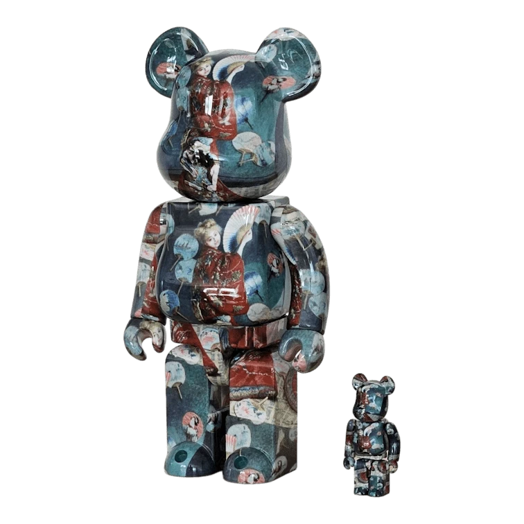 Bearbrick Claude Monet La Japonaise schräg