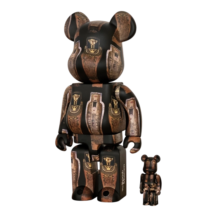 Bearbrick Coffin of Hornedjitef 100%+400% schräg