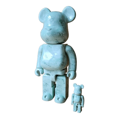 Bearbrick Dada 100%+400% schräg