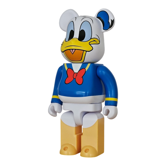 Bearbrick Donald Duck schräg