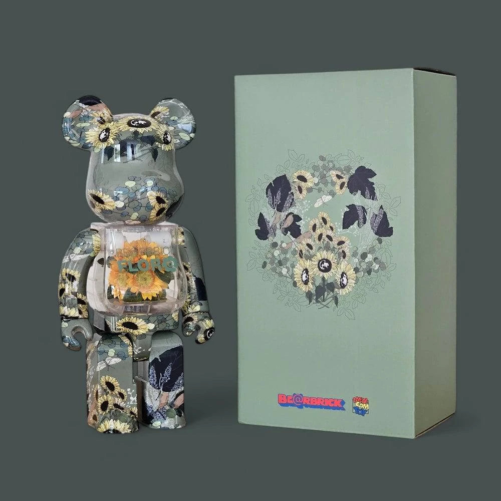 Bearbrick Flora Sunflower mit Verpackung