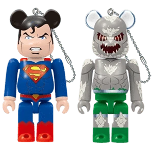 Bearbrick Happy Kuji 'DC' (2020) - 17 Superman & Doomsday 100% Herstellerbild