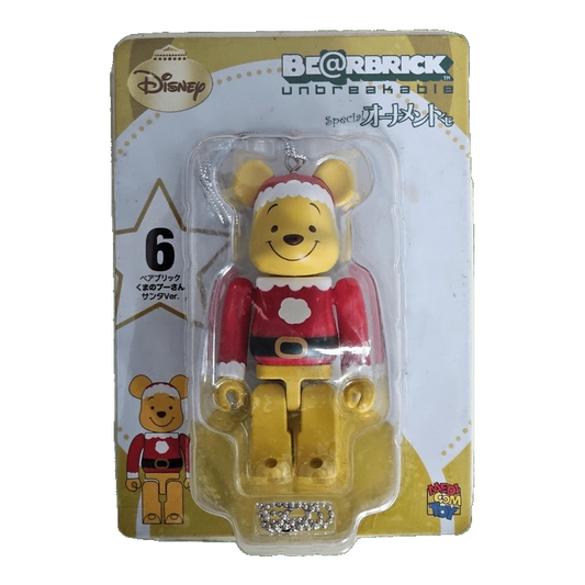 Bearbrick Happy Kuji 'Disney Special Ornament' (2011) - 6 Winnie the Pooh Santa Version 100% in der Verpackung