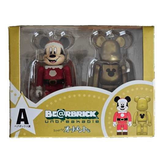 Bearbrick Happy Kuji 'Disney Special Ornament' (2011) - A Mickey Mouse Santa Version & Gold Metallic 100% in der Verpackung