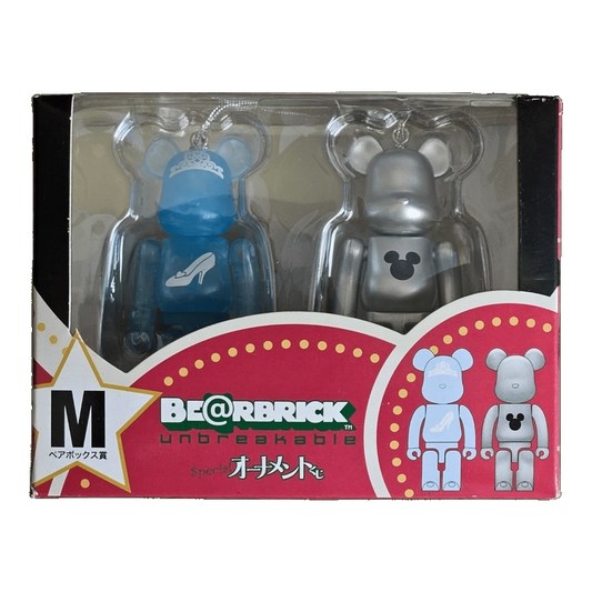 Bearbrick Happy Kuji 'Disney Special Ornament' (2011) - M Cinderella Clear Body Version & Silver Metallic 100% in der Verpackung