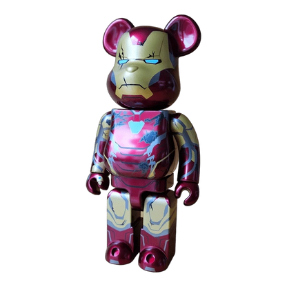 Bearbrick Happy Kuji 'Iron Man' (2023) - SP Iron Man Mark 85 Battle Damaged Version 400% schräg