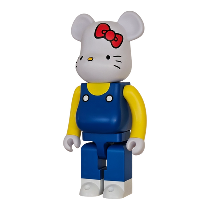 Bearbrick Hello Kitty Blue Overall Version 1000% schräg