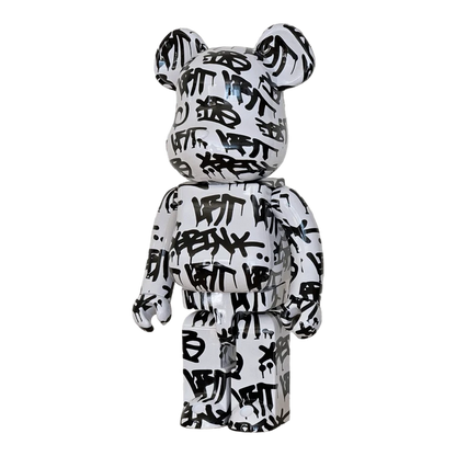 Bearbrick LFYT × KRINK 1000% schräg