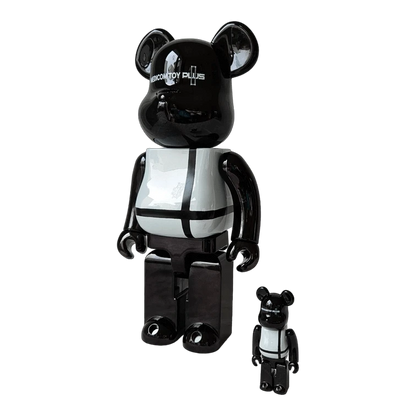 Bearbrick Medicom Toy Plus Black Chrome Version 100%+400% schräg