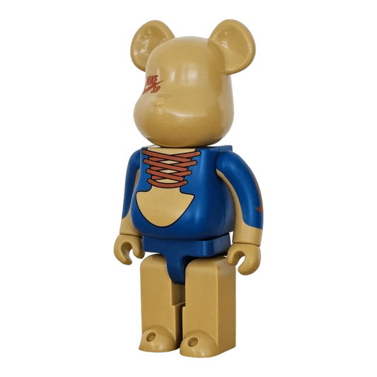 Bearbrick NIKE Three 50%+400% schräg