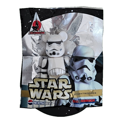 Bearbrick PEPSI.NEX × Star Wars - Stormtrooper 70% in der Verpackung