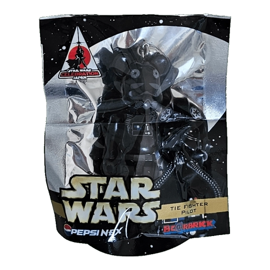 Bearbrick PEPSI.NEX × Star Wars - TIE Fighter Pilot 70% in der Verpackung