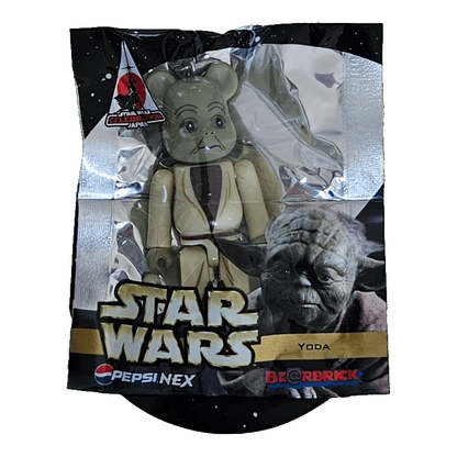 Bearbrick PEPSI.NEX × Star Wars - Yoda 70% in der Verpackung