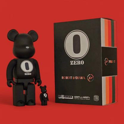 Bearbrick Robert Indiana × fragmentdesign Black mit Verpackung