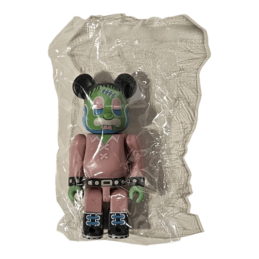 Bearbrick Series 48 'Will Sweeney' 100% SECRET in Folie