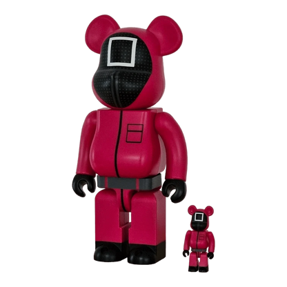 Bearbrick Squid Game Guard 'Square' 100%+400% schräg