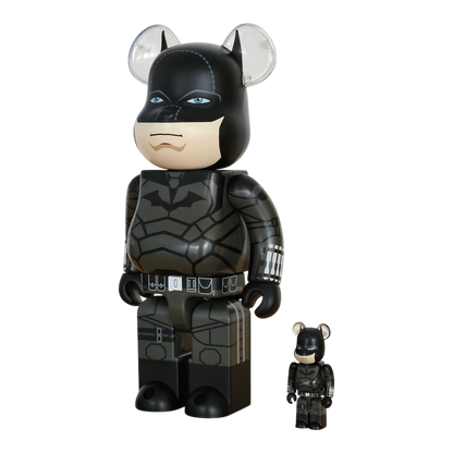 Bearbrick The Batman 100%+400% schräg