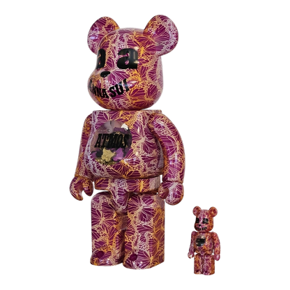 Bearbrick atmos × ANNA SUI 100%+400% schräg