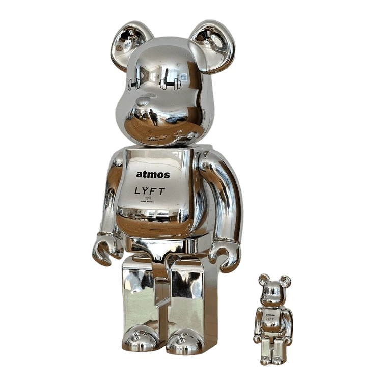 Bearbrick atmos × LÝFT 100%+400% schräg