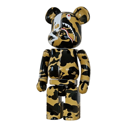 Bearbrick mastermind × A Bathing Ape Yellow 200% schräg