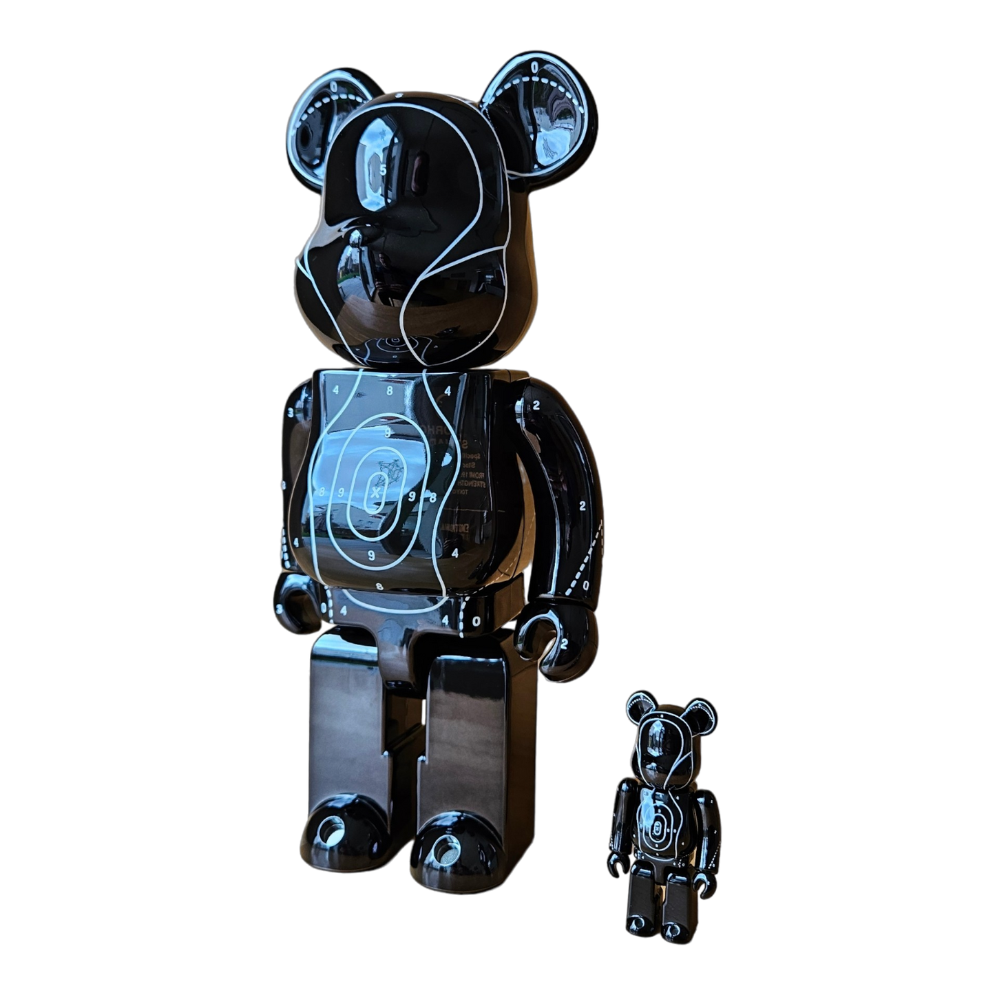 BE@RBRICK Émotionnellement indisponible × Neighbourhood® (100 %+400 %)