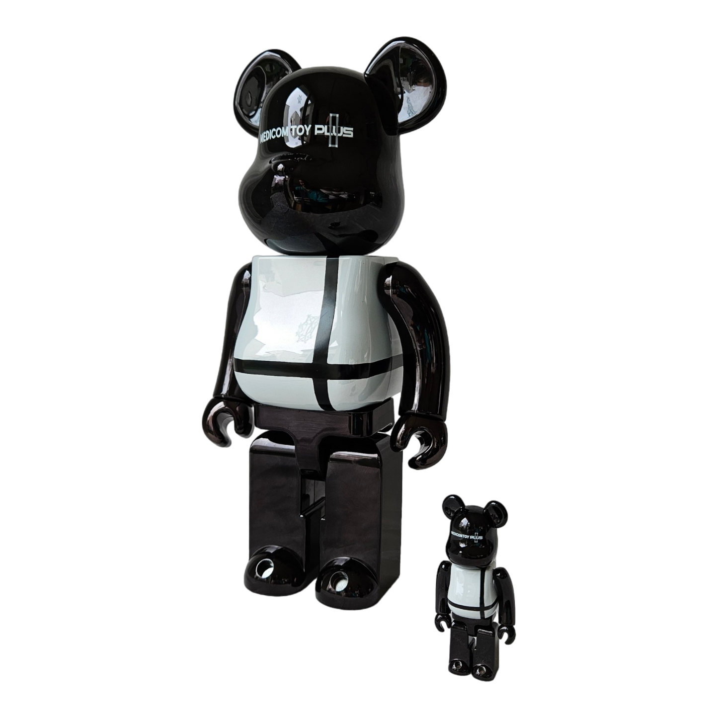 BE@RBRICK Medicom Toy Plus Version Chrome Noir (100%+400%)