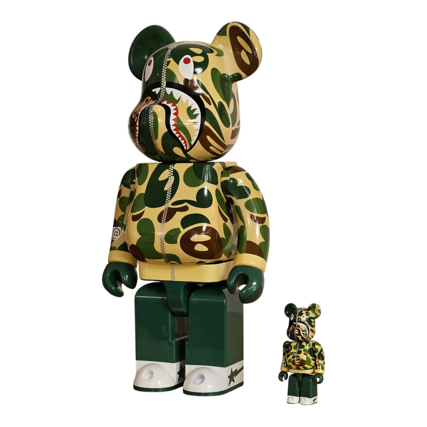 BE@RBRICK Baby Milo® Camo Shark Green (100%+400%)